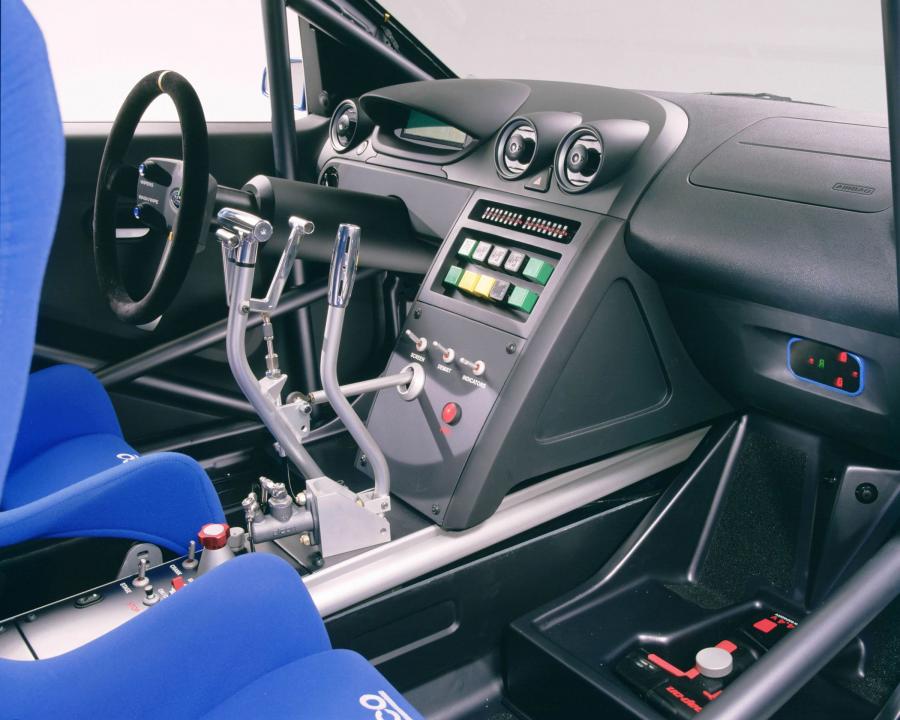  Ford Fiesta Rallye 2002 года  (фото 6 из 7)